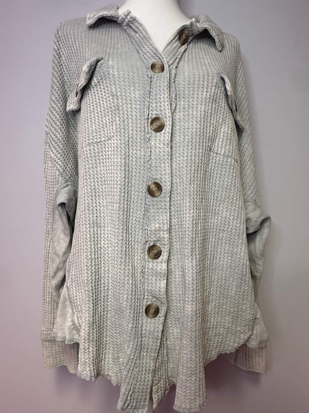 Zenana Outfitters Light Gray Waffle Knit Top, LIKE NEW without the tags.
